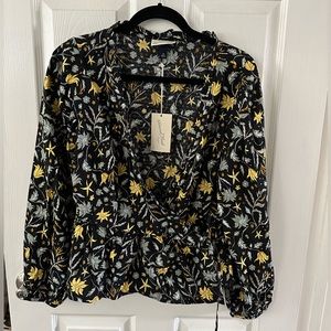 ⚡️ NEW W TAGS UNIVERSAL THREAD tie crossover top ⚡️ size US M